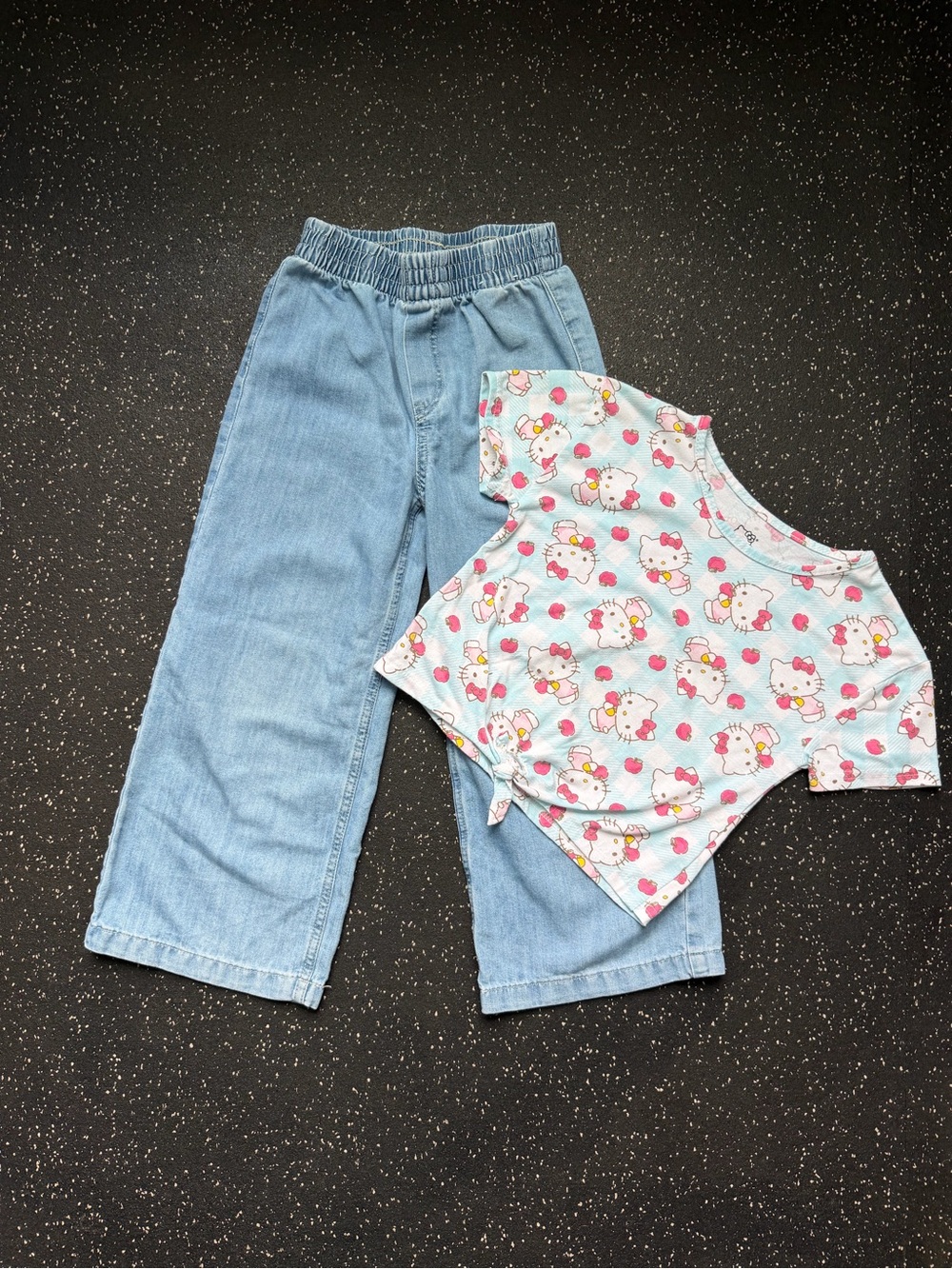 Girls Size 6 Hello Kitty Top & Denim Wide Leg Pants Outfit Set